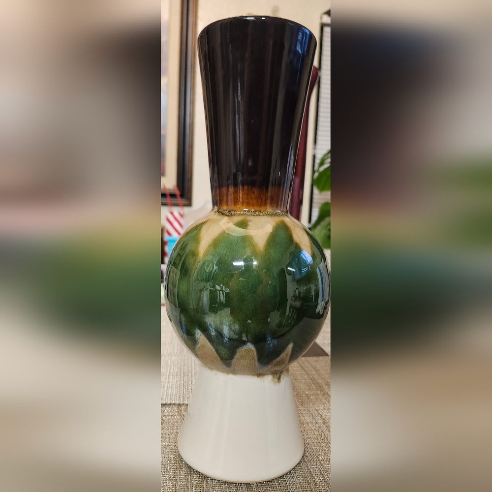 Elegant Multicolor Ceramic Vase